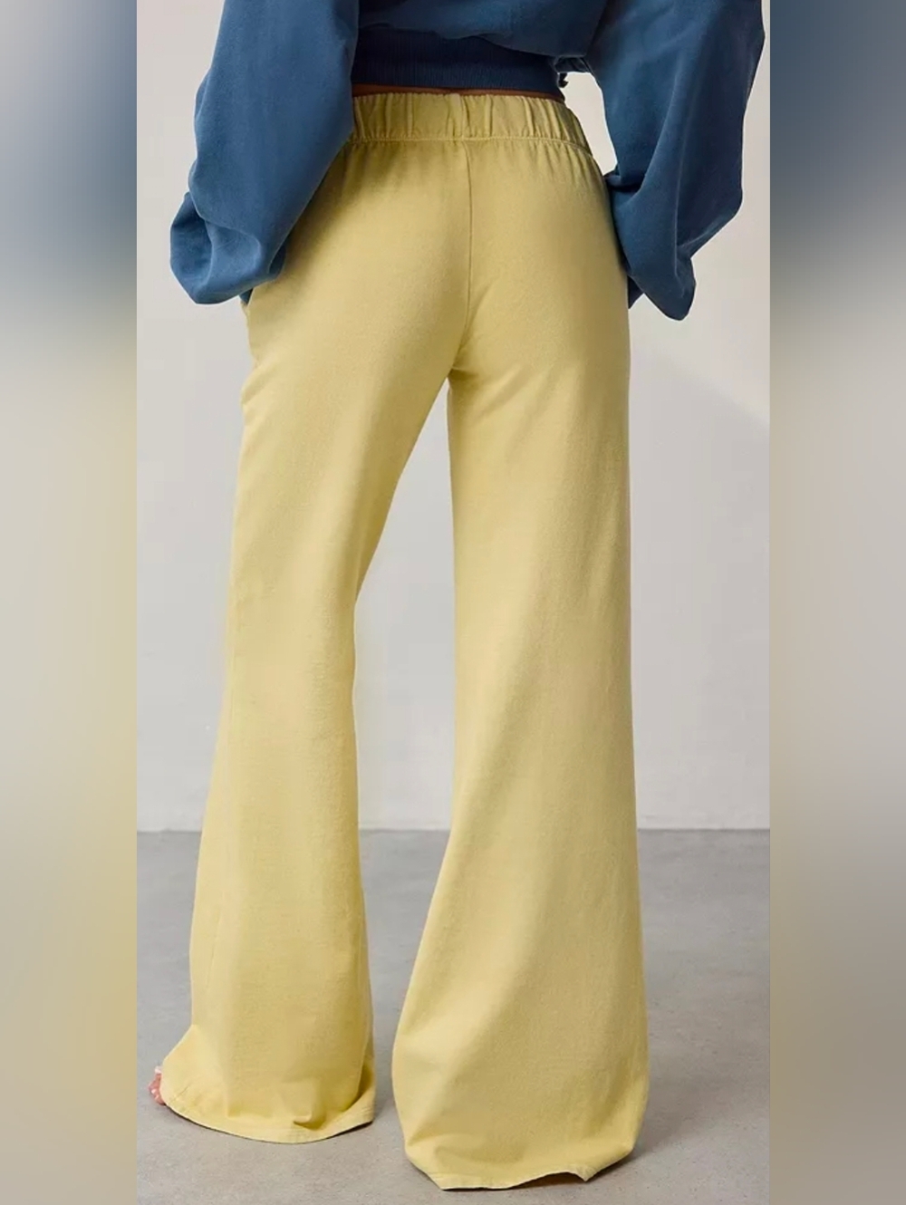 Urban Outfitters Light Yellow Flare Knit Sweatpants - Picture 3 of 5